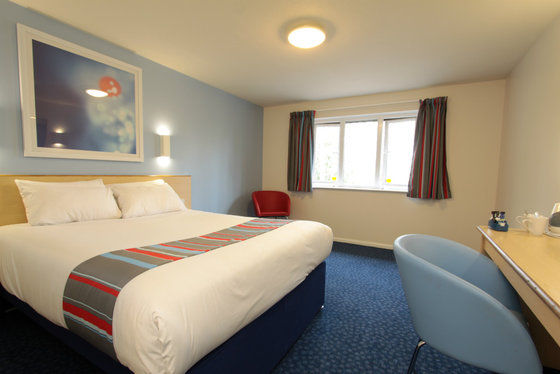 Travelodge Reading Whitley Cameră foto